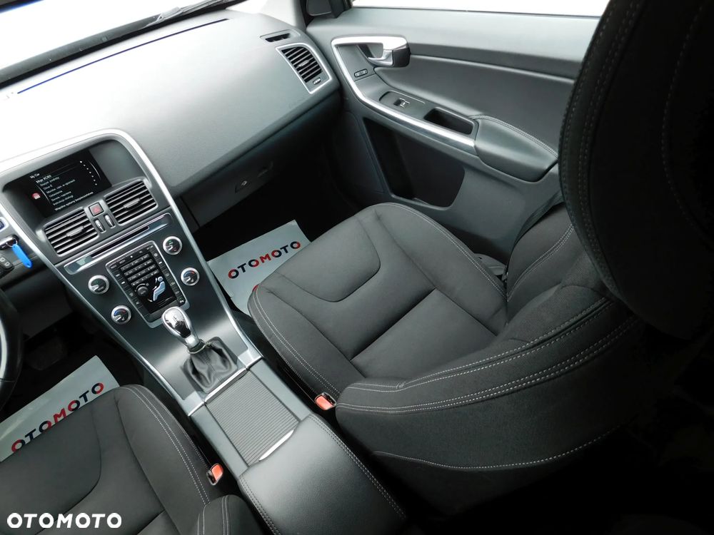 Volvo XC 60 D4 Geartronic Kinetic - 8