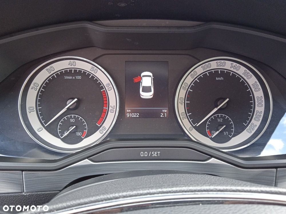 Skoda Superb 1.5 TSI Ambition DSG - 20