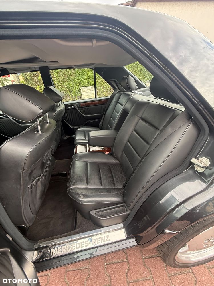 Mercedes-Benz W124 (1984-1993) - 19