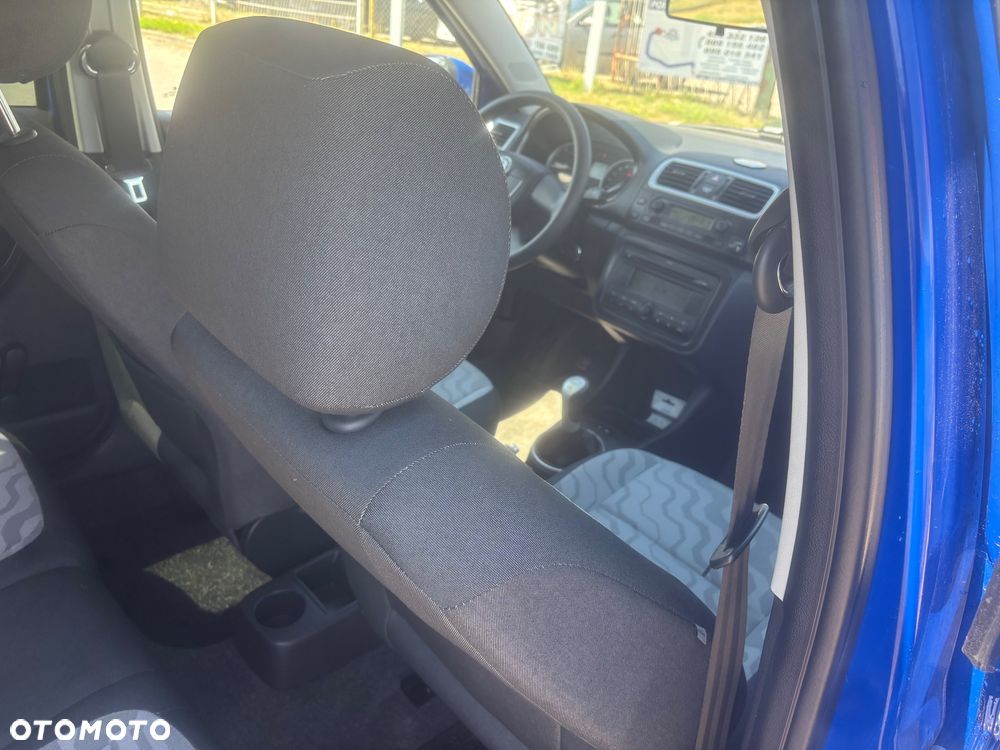 Skoda Fabia 1.2 HTP STYLE EDITION - 24