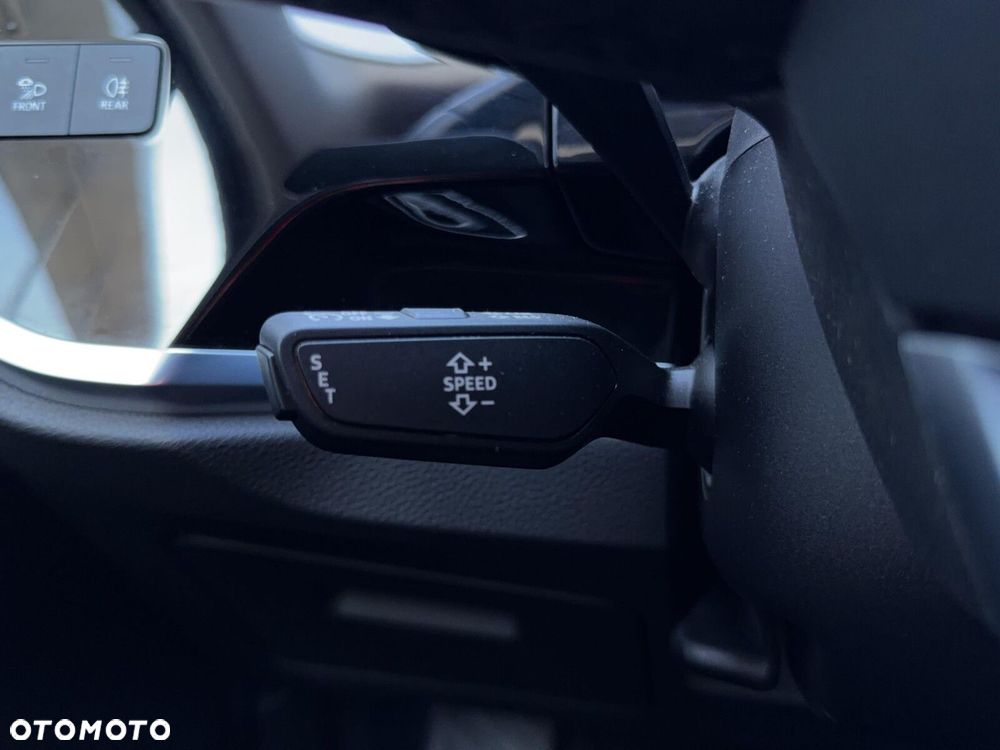 Audi Q3 Sportback - 18