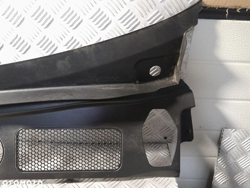 AUDI Q5 PODSZYBIE PLASTIKOWE 8R1819447C - 5