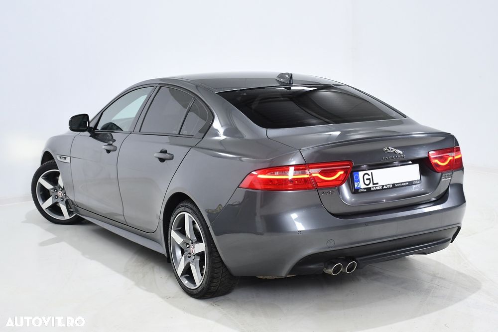 Jaguar XE 20d AWD Aut. R-Sport - 3