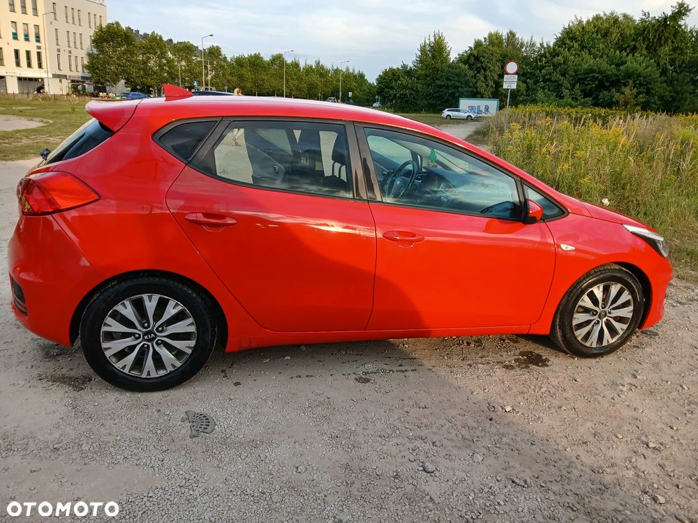 Kia Ceed Cee'd 1.4 L Business Line - 3