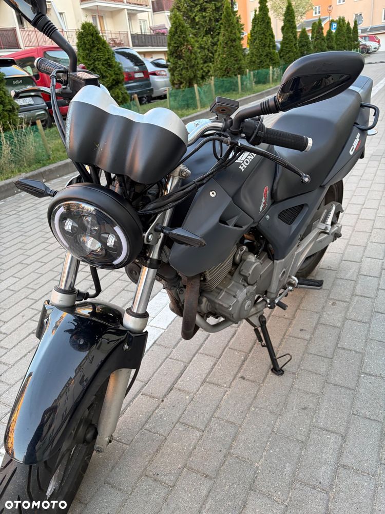 Honda CBF - 15