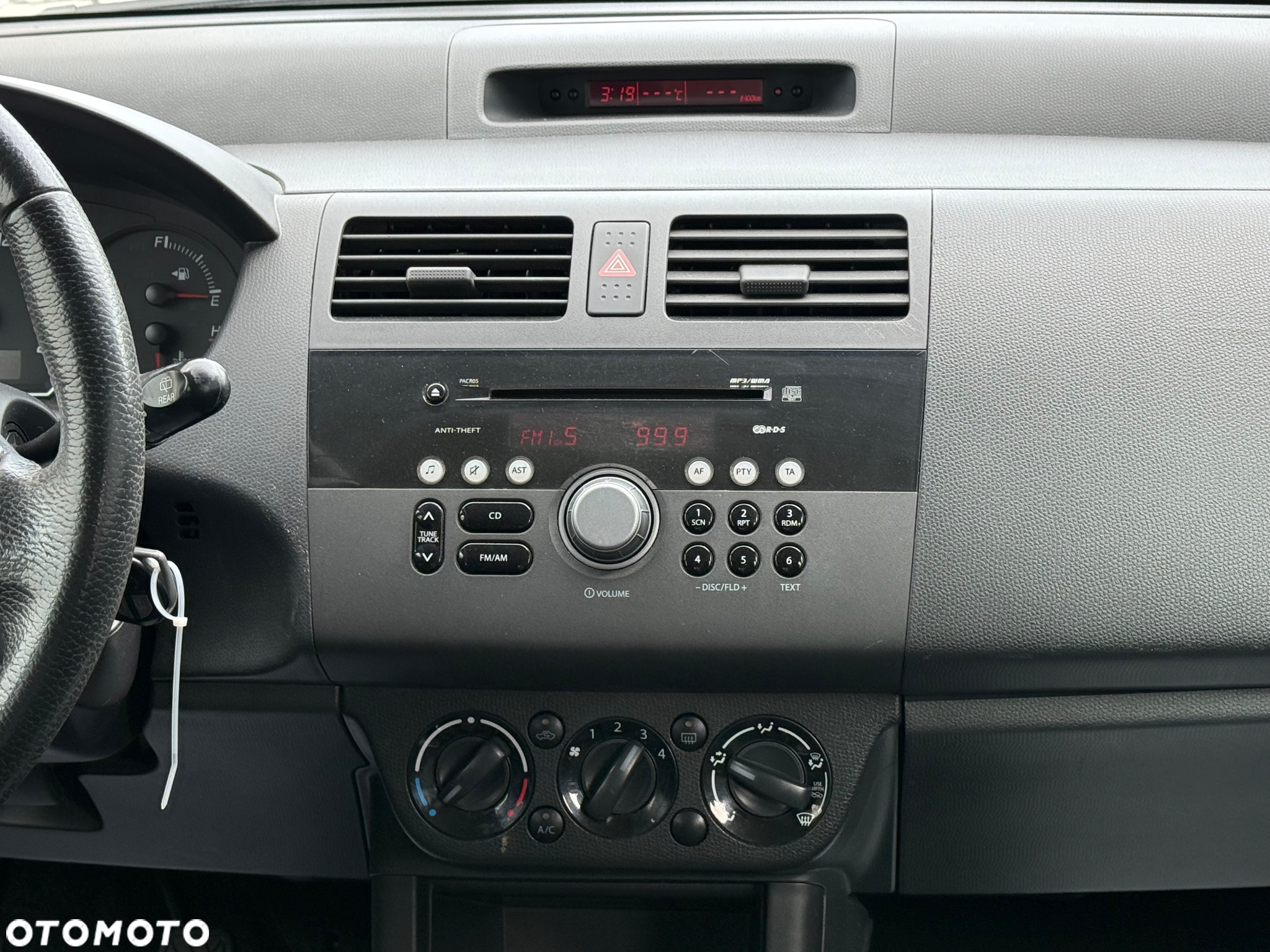 Suzuki Swift 1.3 GS / Premium - 9