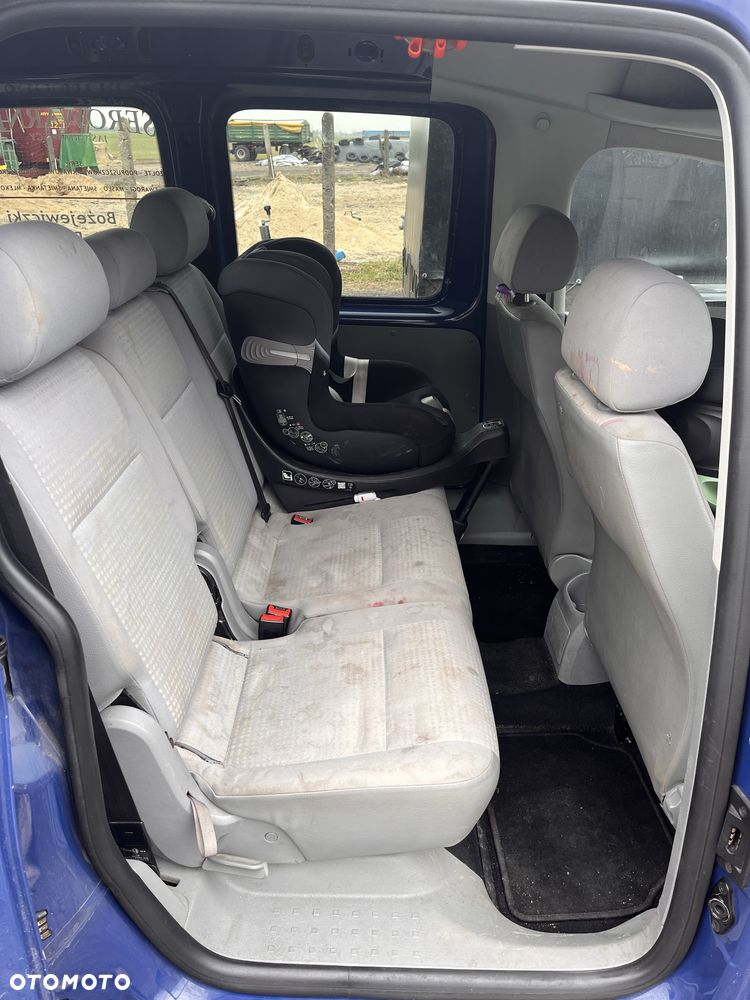 Volkswagen Caddy - 6