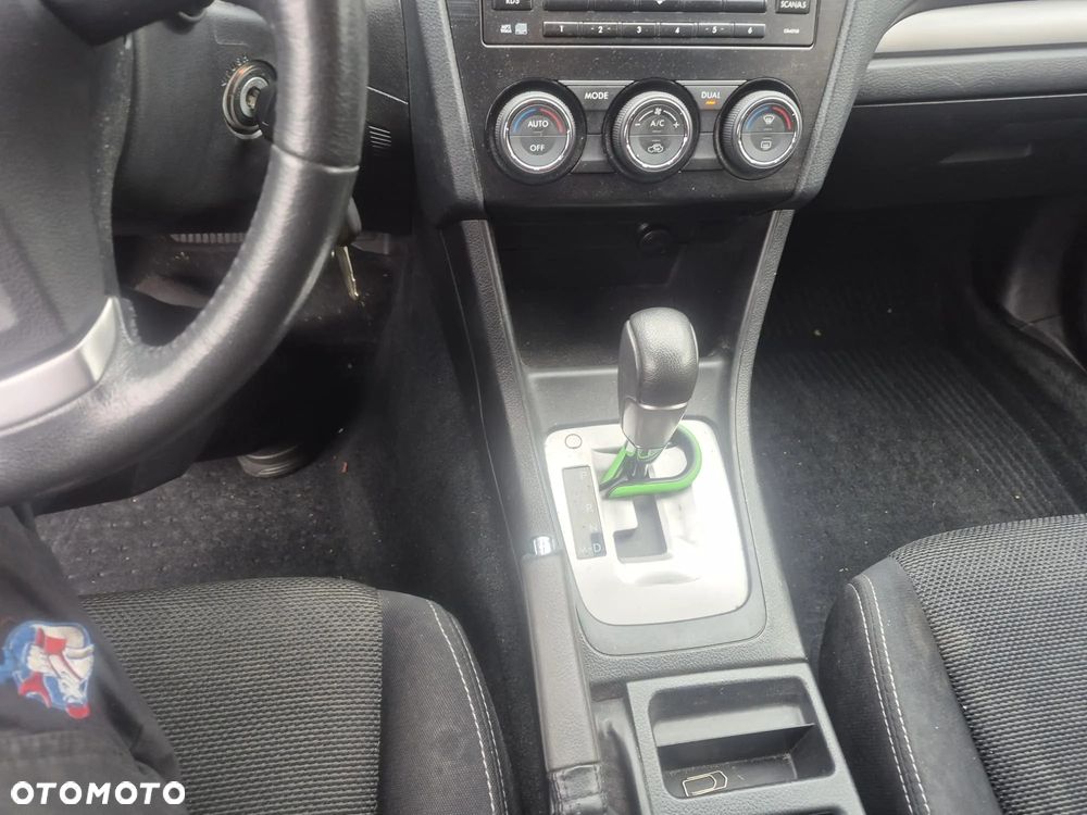 Subaru XV ver-2-0i-comfort-cvt - 14
