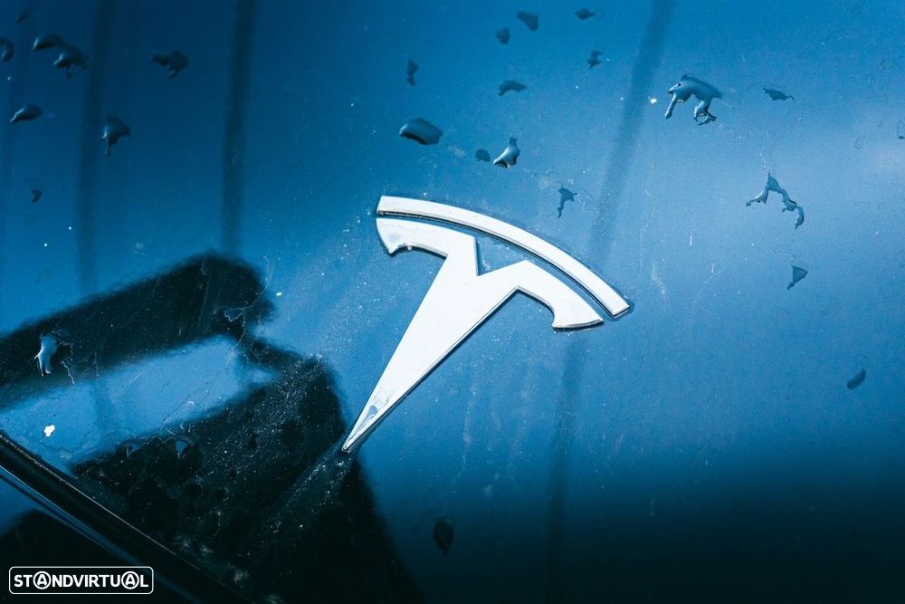Tesla Model Y Performance Dual Motor AWD - 6