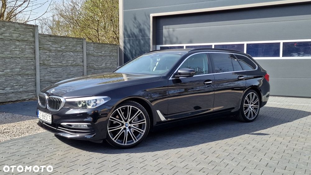 BMW Seria 5 530d Sport Line - 4