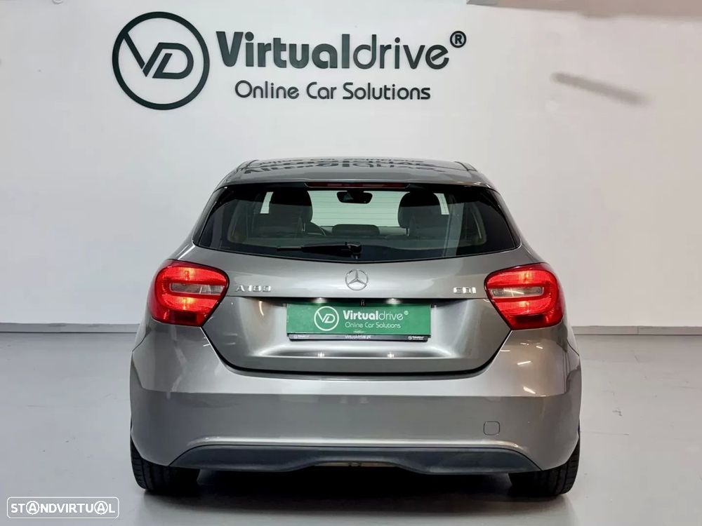 Mercedes-Benz A 180 CDI BlueEFFICIENCY - 8