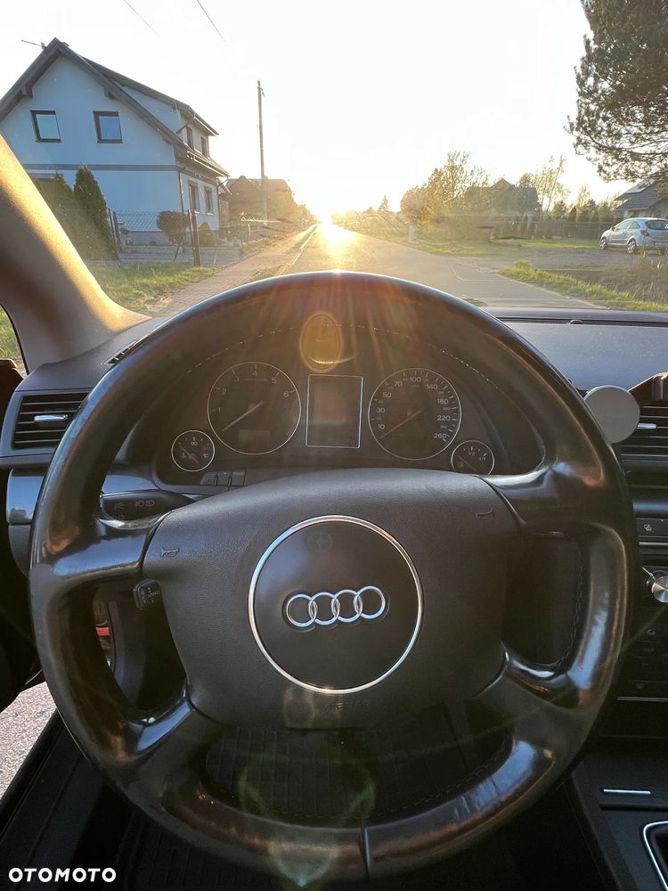 Audi A4 Limousine 1.8T - 15