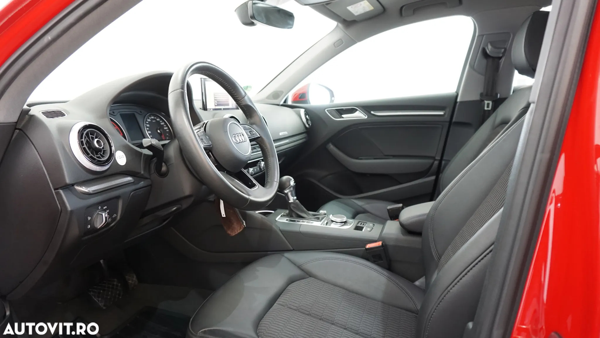 Audi A3 2.0 40 TFSI S tronic quattro Design - 10
