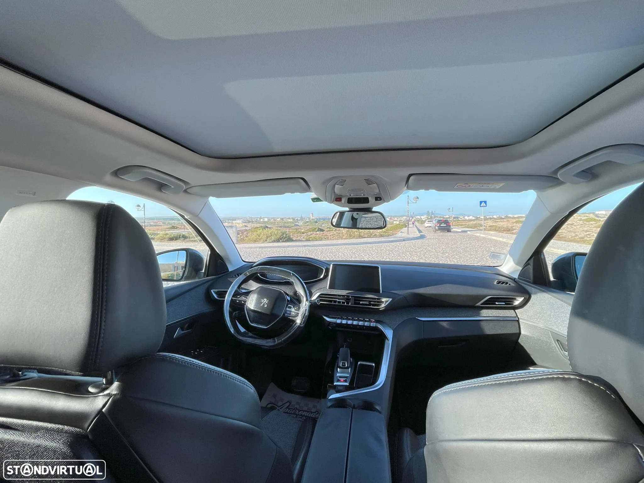 Peugeot 5008 1.2 PureTech Allure EAT6 - 22