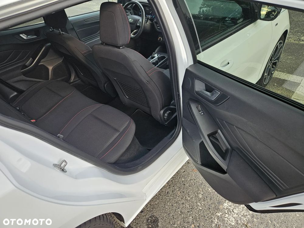 Ford Focus 2.0 TDCi ST-Line ASS PowerShift - 27
