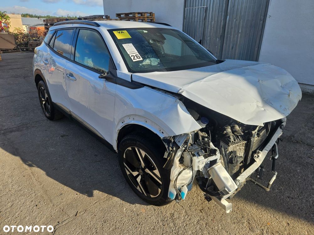 Peugeot 2008 - 6