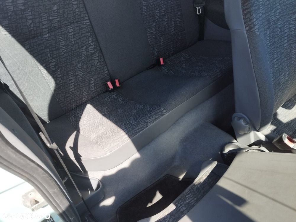 Opel Corsa - 27