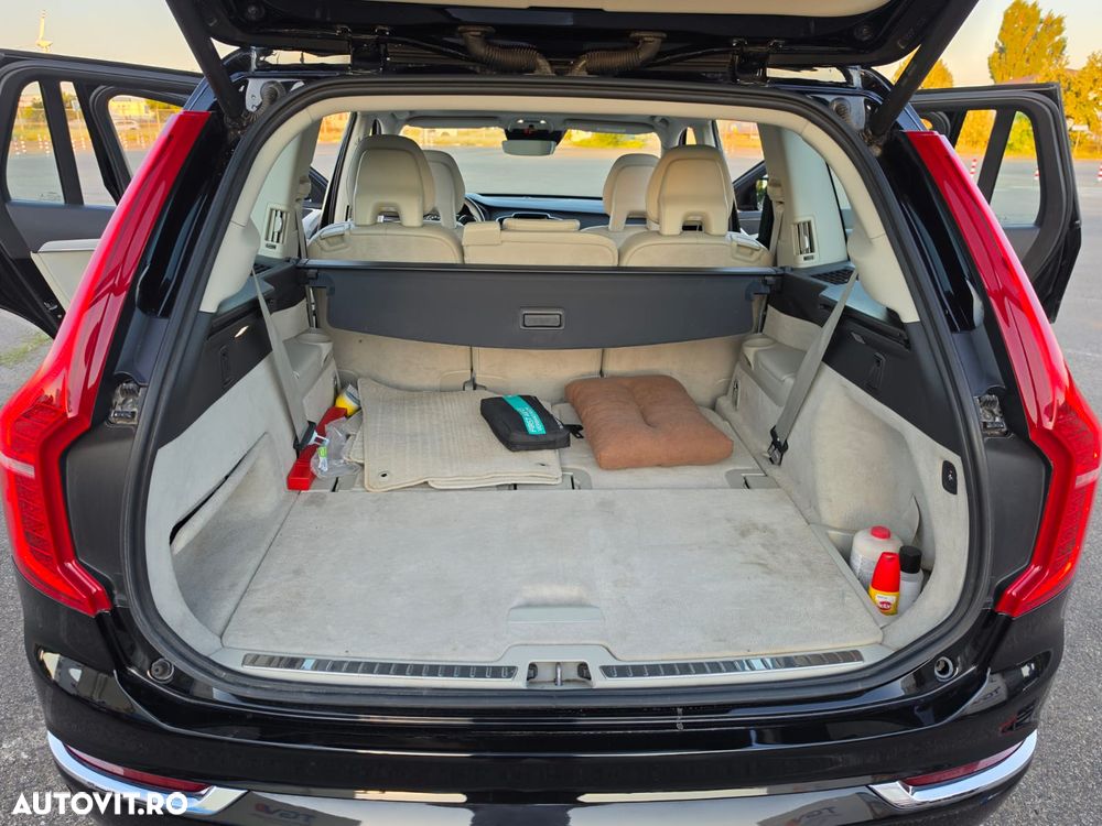 Volvo XC 90 T8 AWD Twin Engine Geartronic Momentum - 33