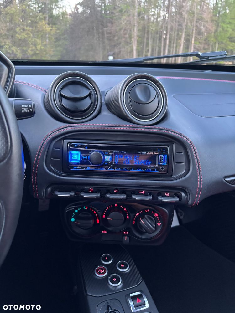 Alfa Romeo 4C - 20