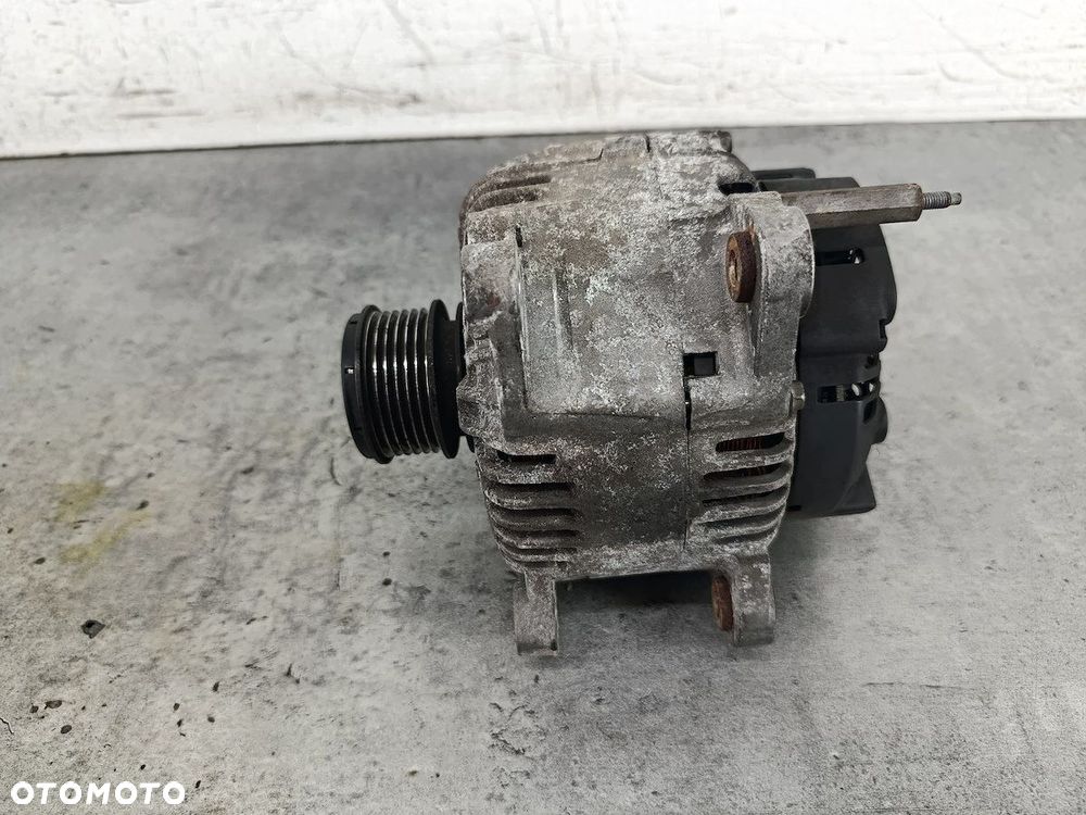 ALTERNATOR VW PASSAT B6 021903026L TG17C019  2542783C  VALEO 2.0 TDI - 2