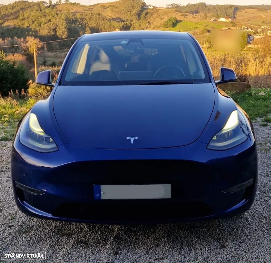 Tesla Model Y Long Range Dual Motor AWD - 3