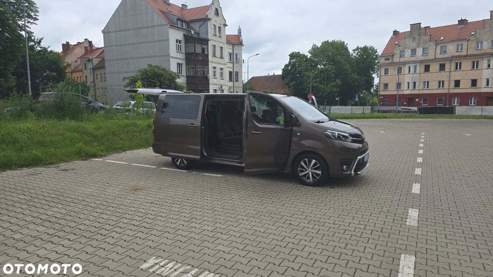 Toyota Proace Verso 2.0 D4-D Long Family - 11