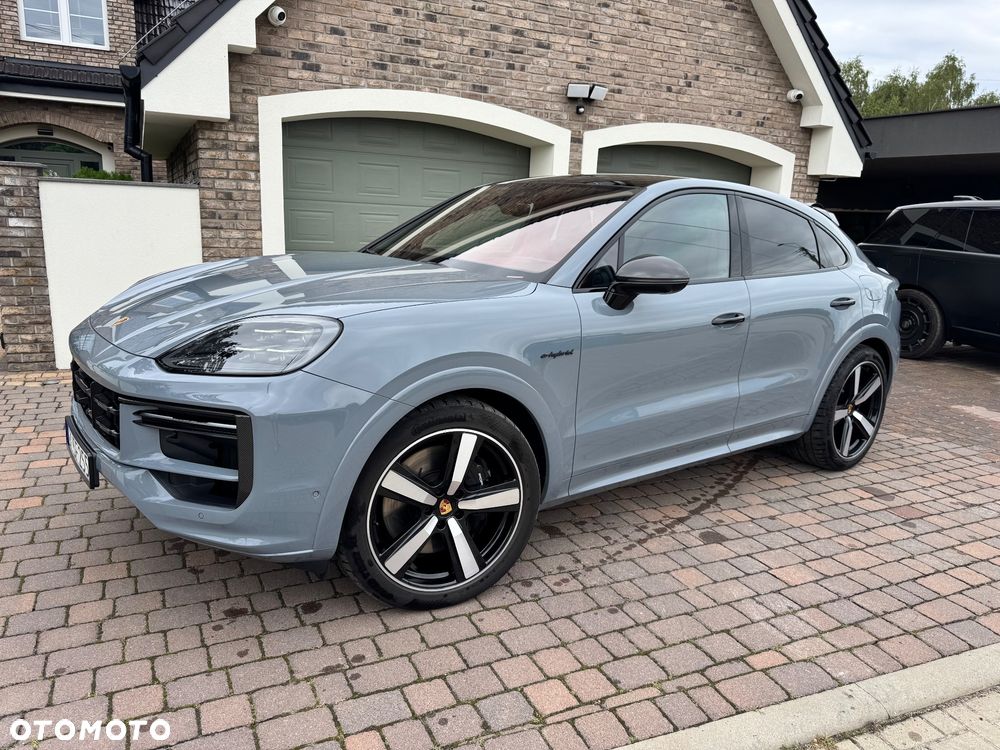 Porsche Cayenne Turbo E-Hybrid PHEV - 7