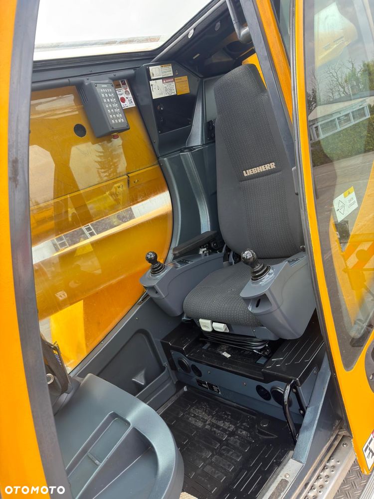 Liebherr LTM 1050-3.1 - 11
