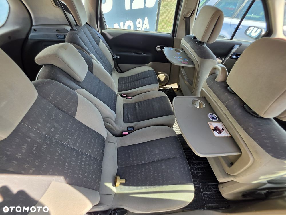 Renault Scenic - 8