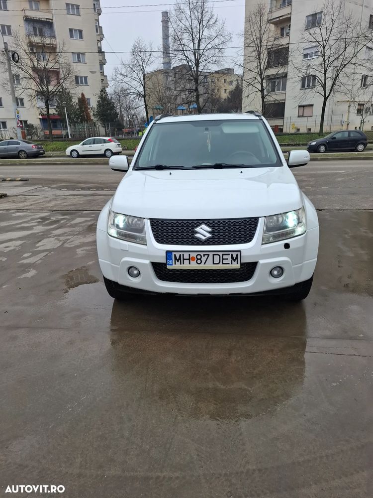 Suzuki Grand Vitara 1.9 DDIS JLX Navi - 1
