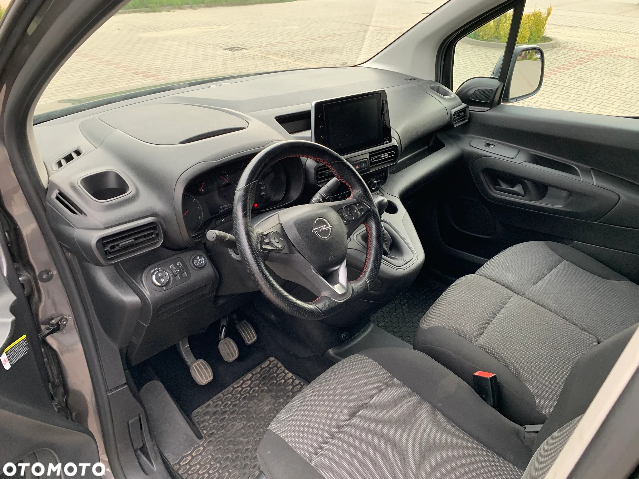 Opel COMBO - 14