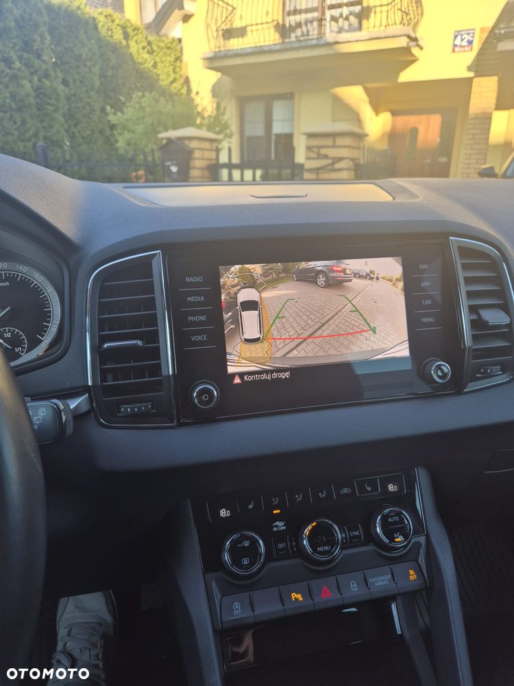 Skoda Karoq 1.6 TDI SCR 4x2 Style DSG - 6