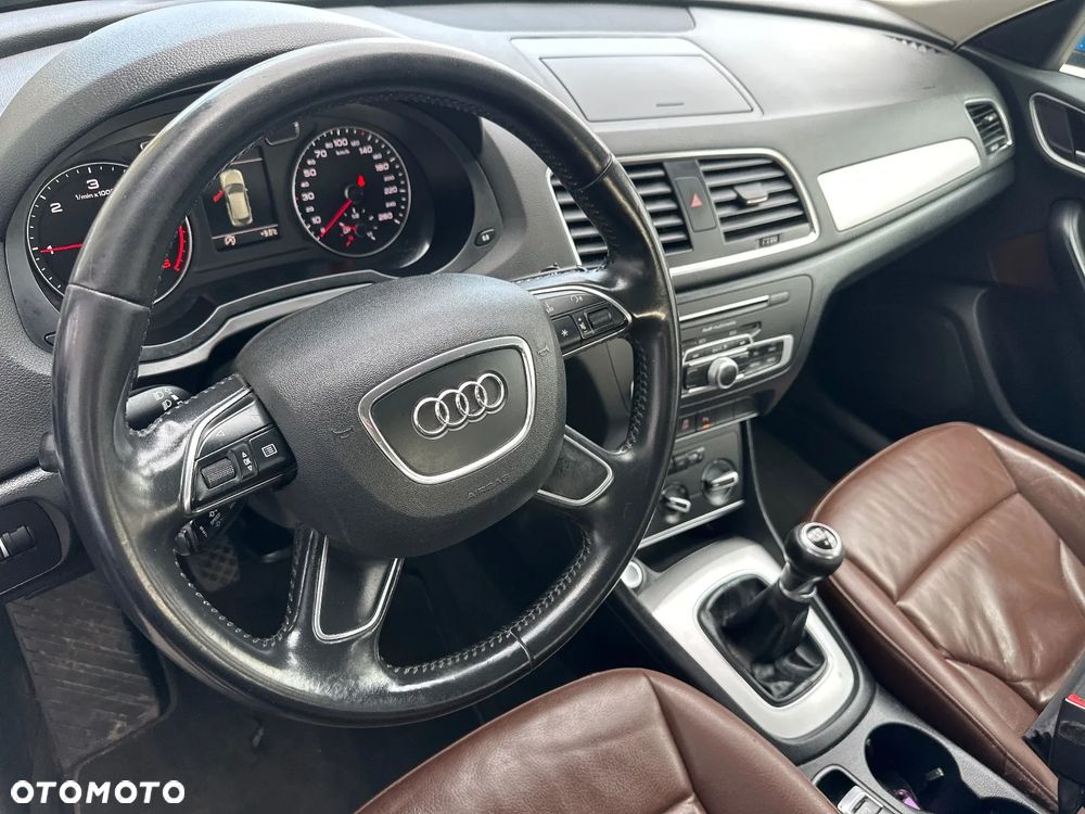 Audi Q3 2.0 TDI Design - 21