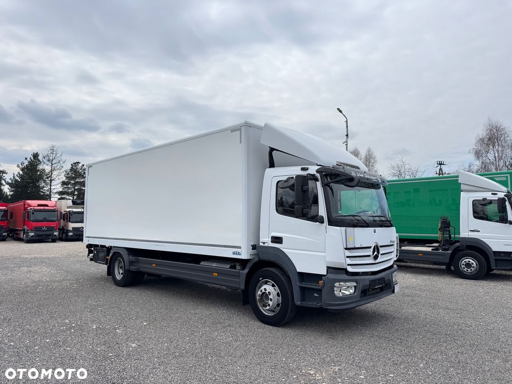 Mercedes-Benz ATEGO - 9