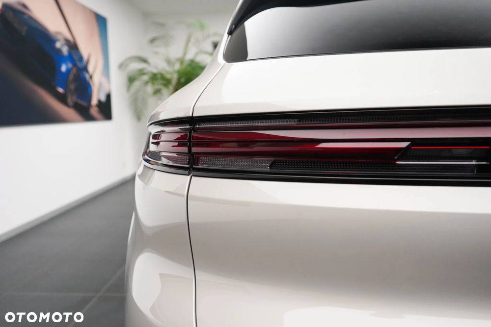 Porsche Cayenne Standard - 36