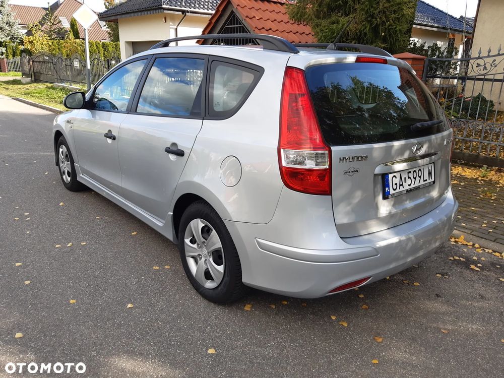 Hyundai i30 1.6 CRDi Comfort - 2