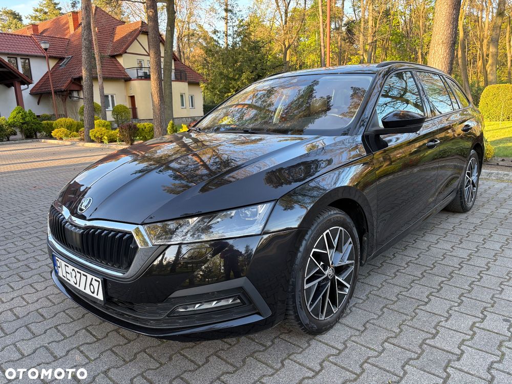 Skoda Octavia 2.0 TDI DSG Ambition - 1