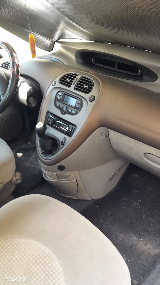 Citroën Xsara Picasso 1.6 SX - 7