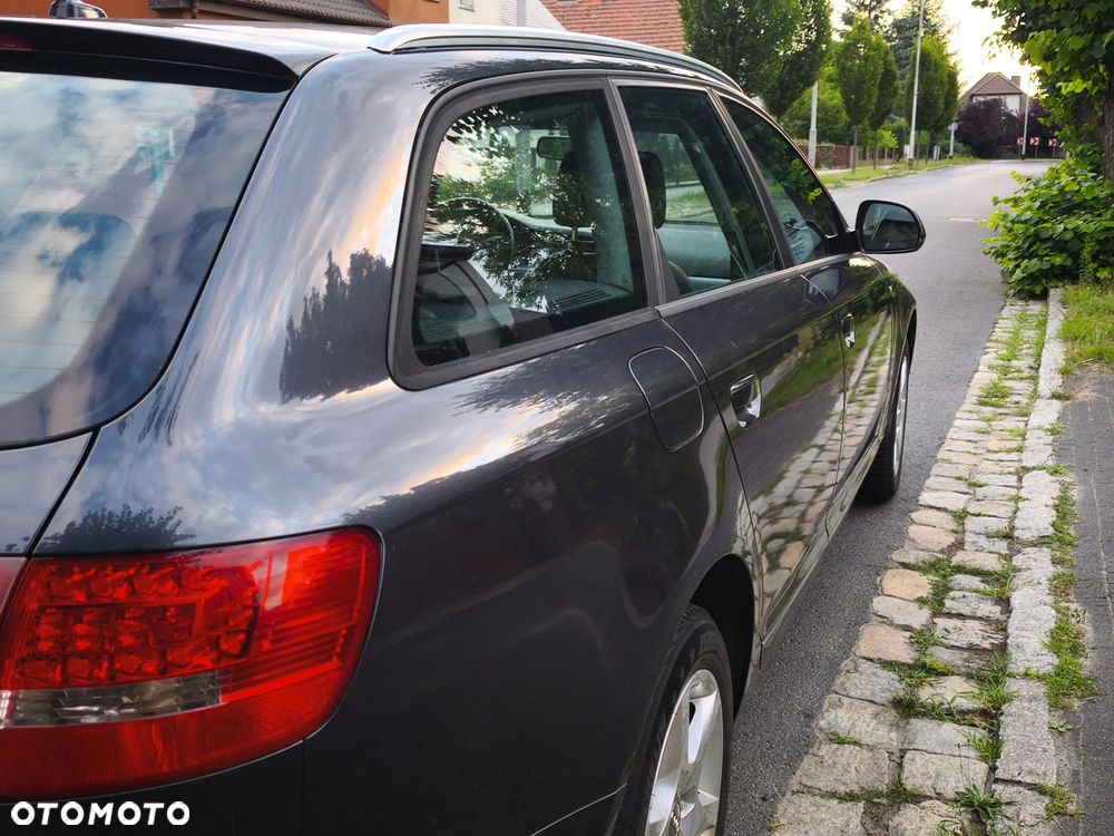 Audi A6 Avant - 9