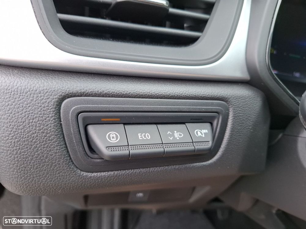 Renault Captur - 23