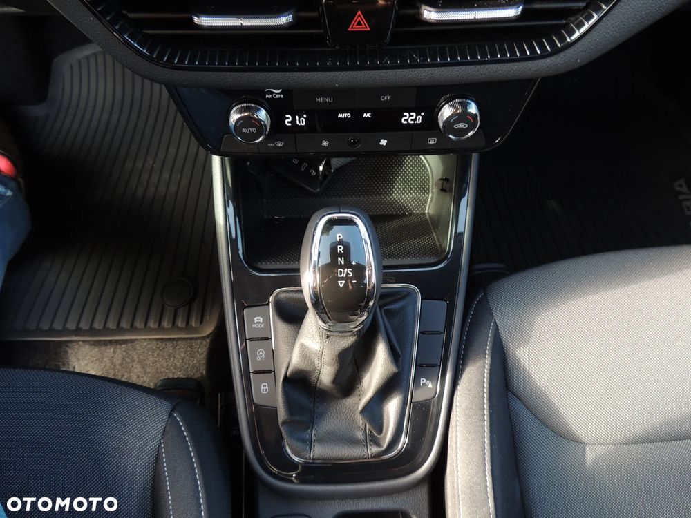 Skoda Fabia 1.0 TSI Selection DSG - 17