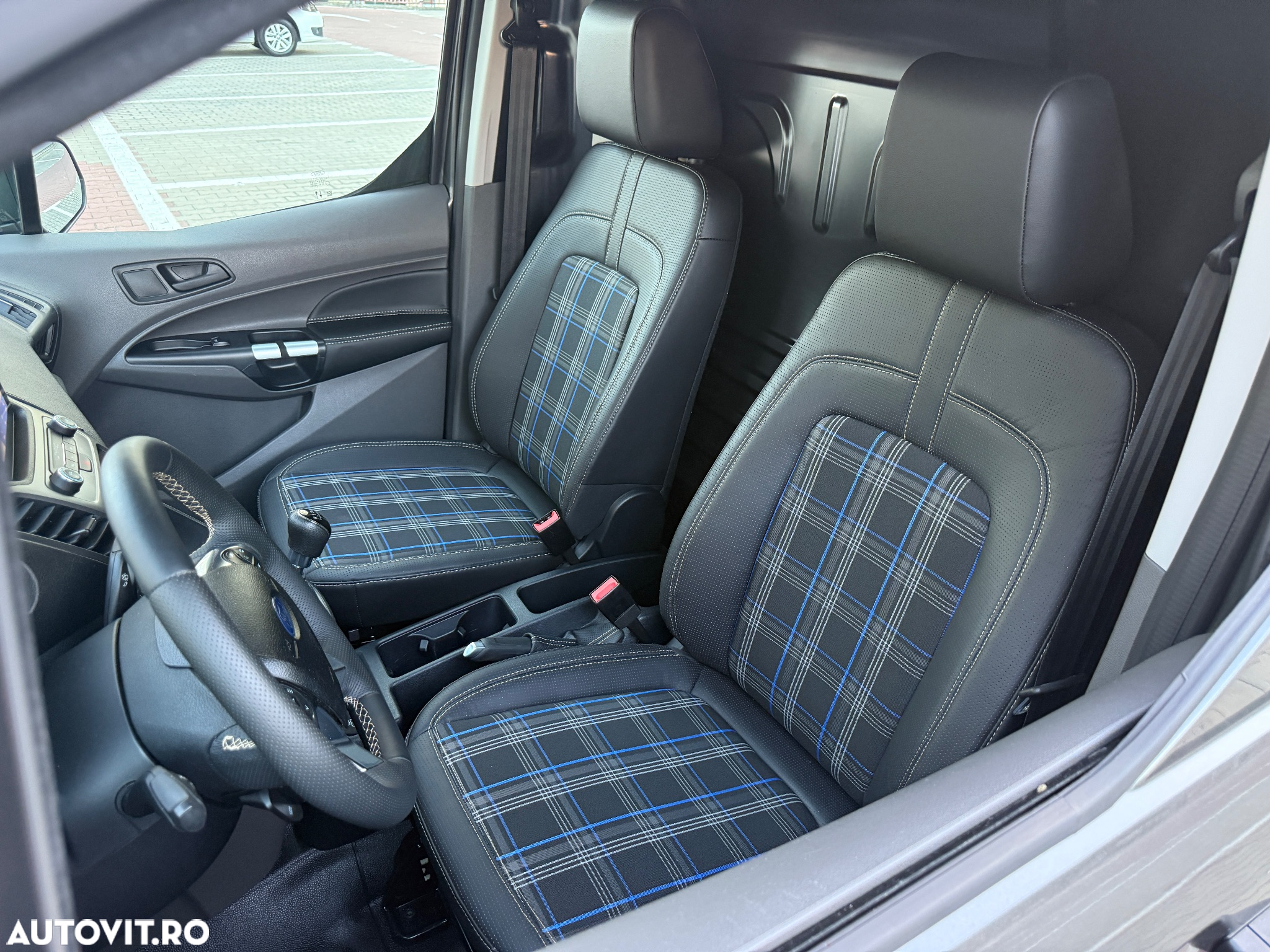 Ford Transit Connect 240 L2 Trend - 23