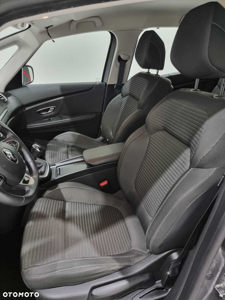 Renault Scenic - 29