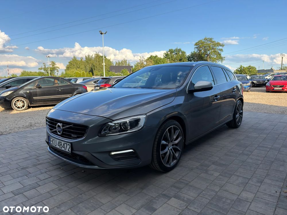Volvo V60 D3 Drive-E R-Design Momentum - 20