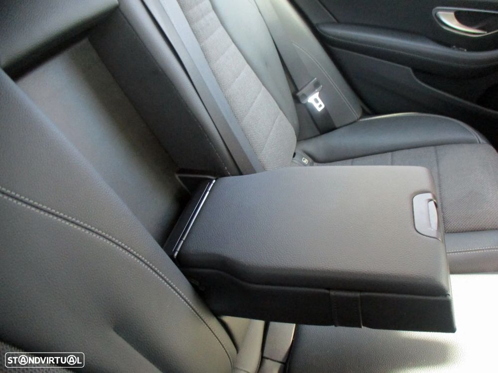 Mercedes-Benz E 220 d Avantgarde+ - 38