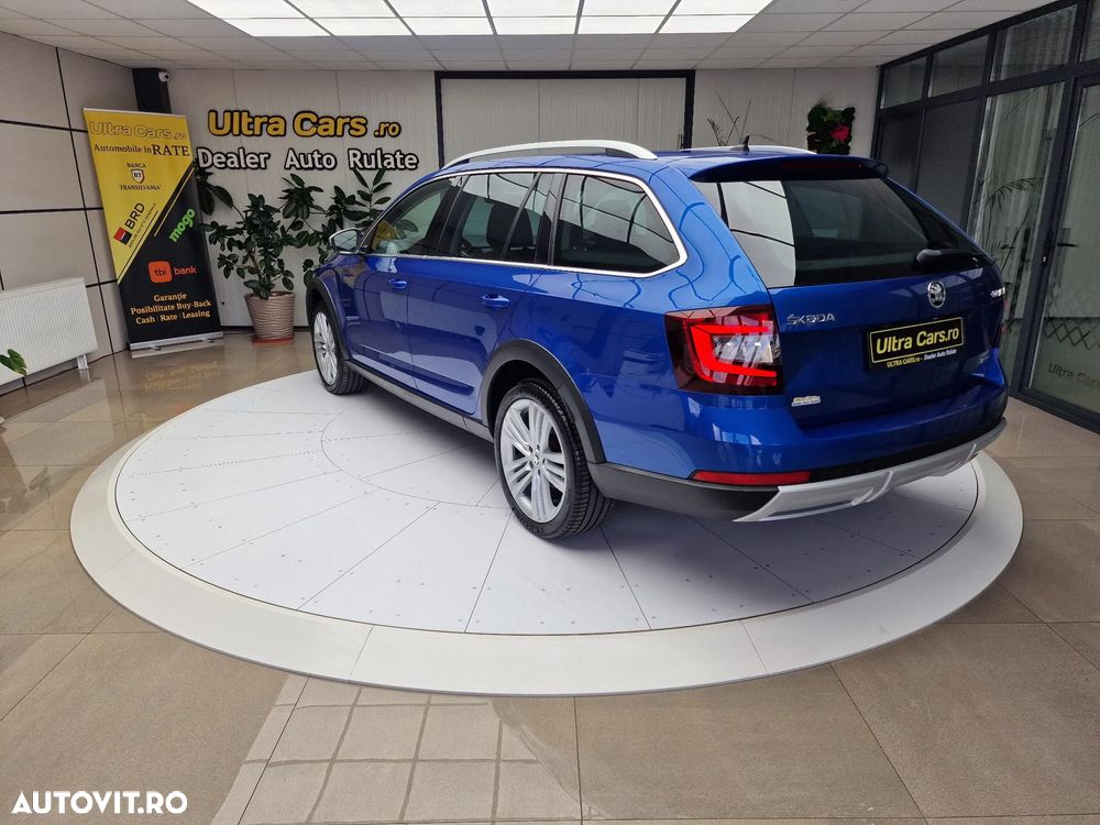 Skoda Octavia 2.0 TDI DSG 4X4 Style - 5