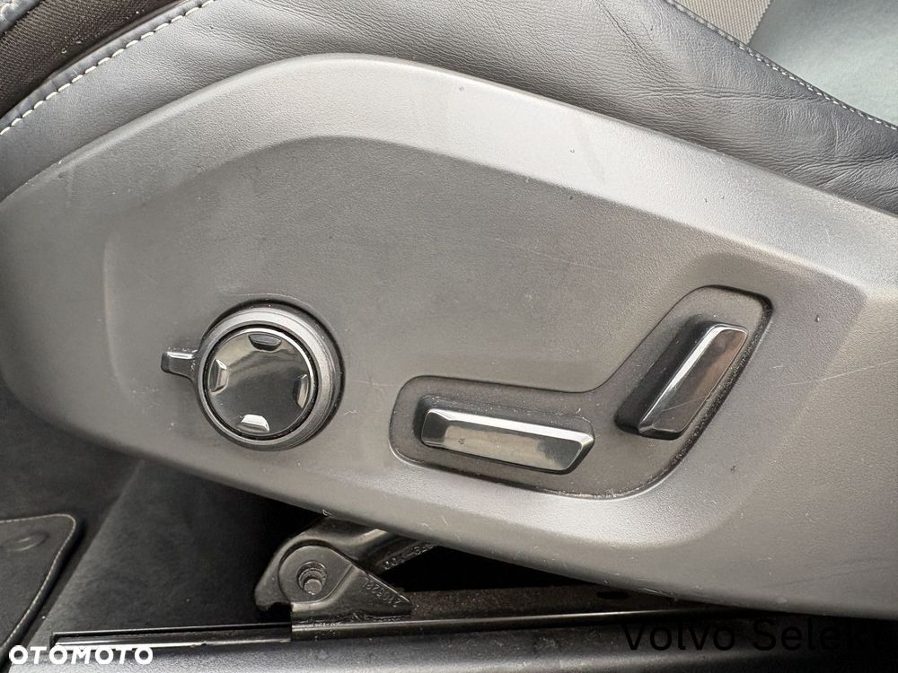 Volvo XC 60 - 11