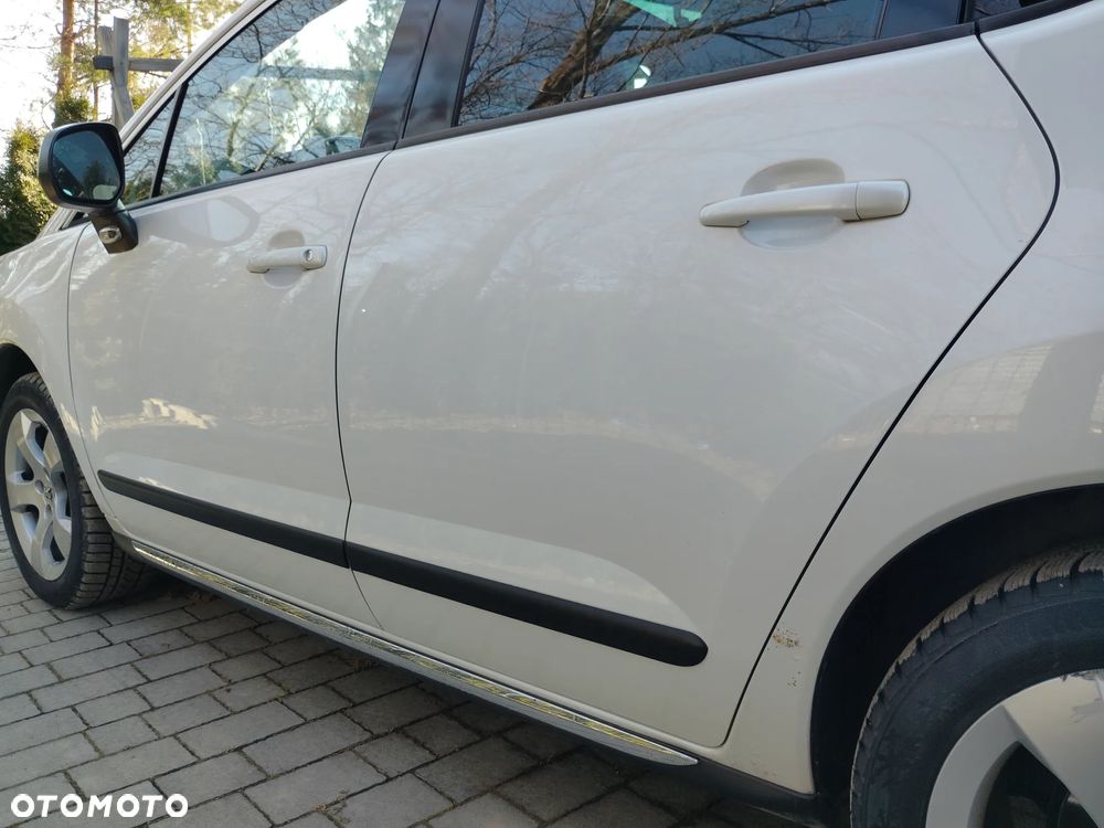 Peugeot 3008 1.6 HDi Premium - 20