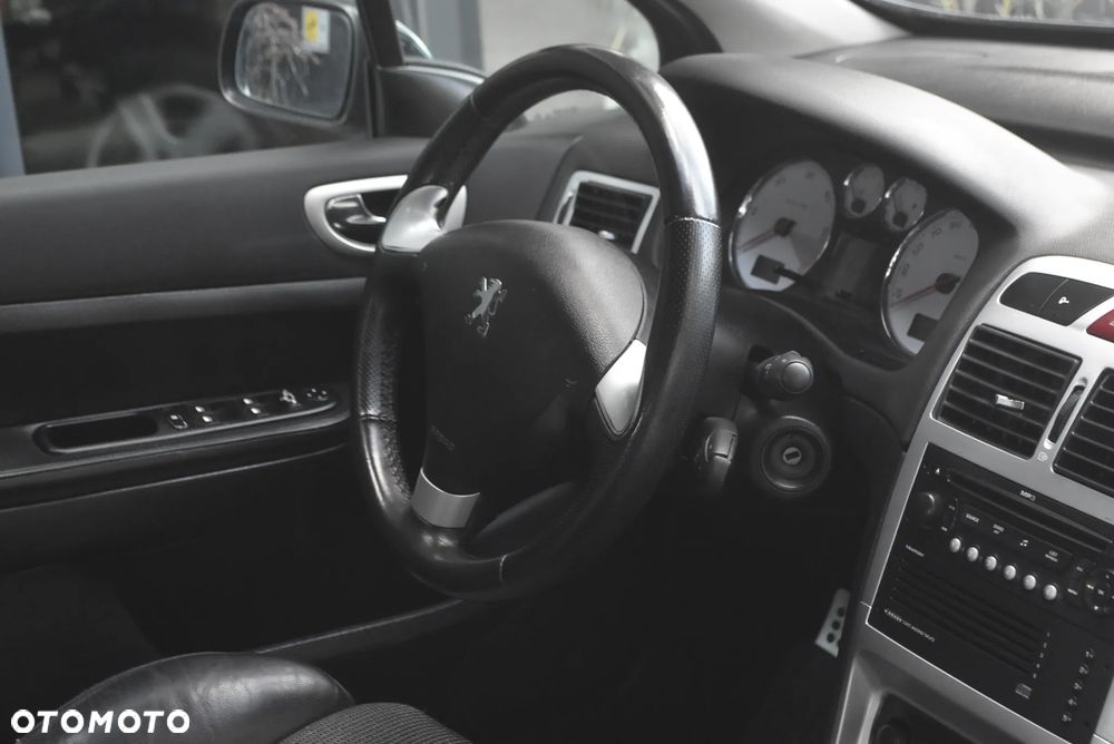 Peugeot 307 HDi Break 110 Premium - 16