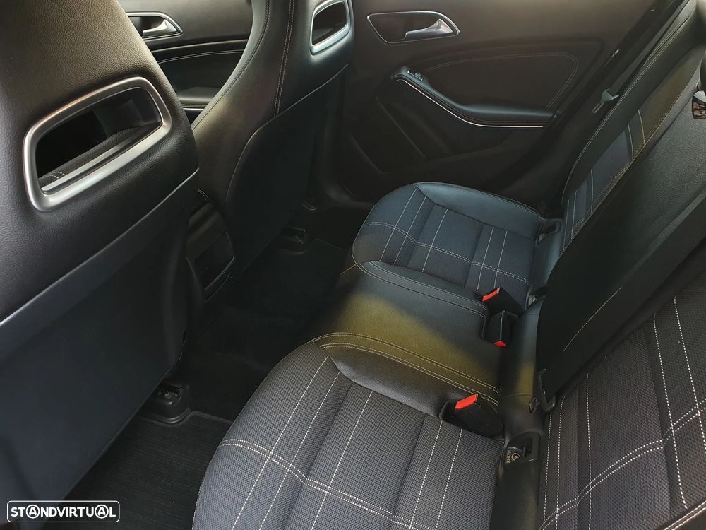 Mercedes-Benz A 200 d 7G-DCT Urban - 21
